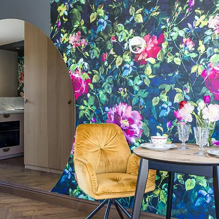 Mon Ci Boutique شقة *