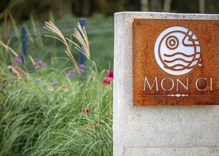 Mon Ci Boutique شقة بالانغا