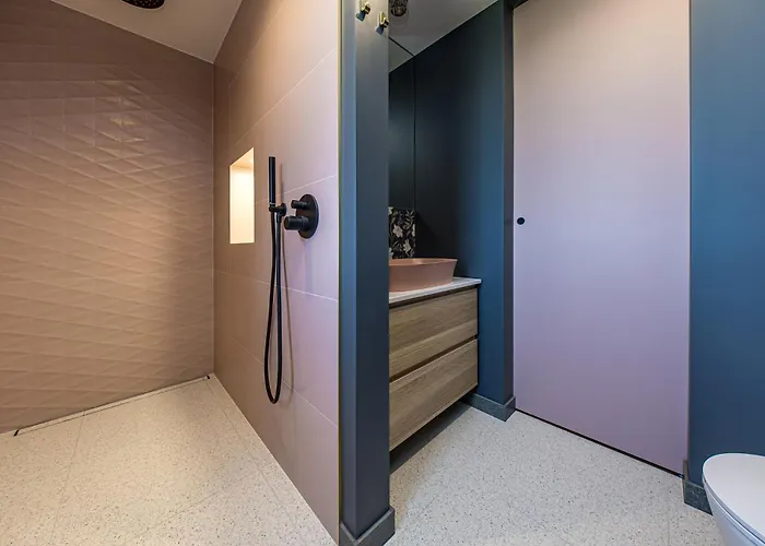 شقة Mon Ci Boutique بالانغا